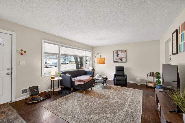 4001 5th Avenue S, Minneapolis, MN 55409