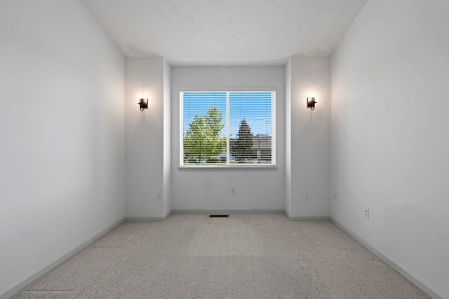 718 S Shelley Lake Ln, Spokane Valley, WA 99037