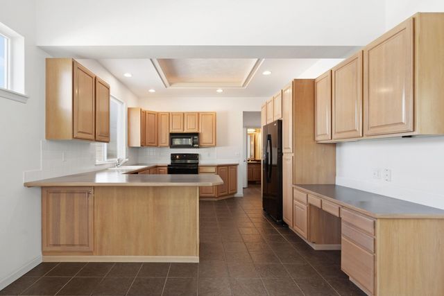 718 S Shelley Lake Ln, Spokane Valley, WA 99037