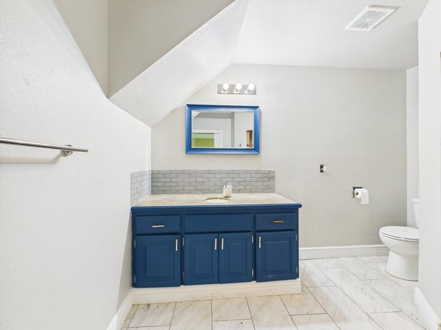 7000 W Ocieo St, Wichita, KS 67205