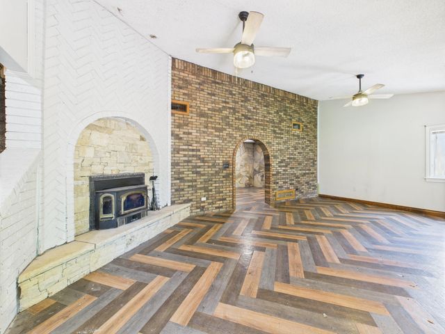 7000 W Ocieo St, Wichita, KS 67205