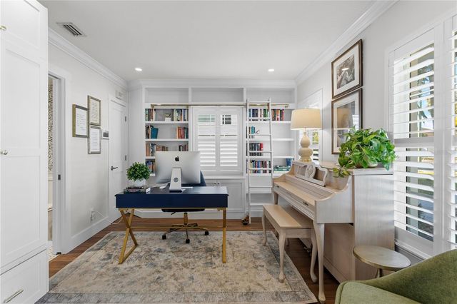 4808 W JUNO STREET, Tampa, FL 33629