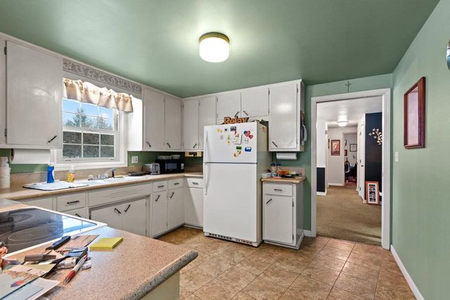 793 FREDRICK COURT, Green Bay, WI 54313