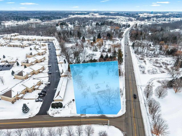 793 FREDRICK COURT, Green Bay, WI 54313