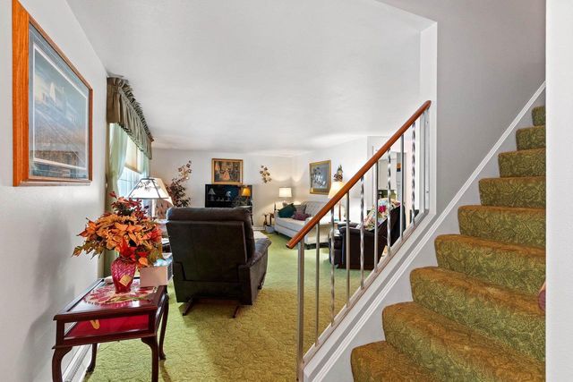 793 FREDRICK COURT, Green Bay, WI 54313