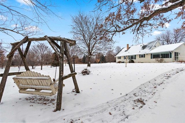 793 FREDRICK COURT, Green Bay, WI 54313