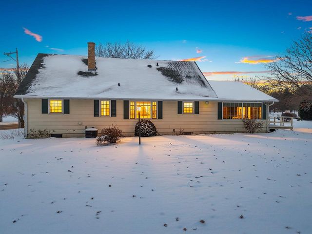 793 FREDRICK COURT, Green Bay, WI 54313