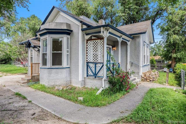 1914 E Monument Street, Colorado Springs, CO 80909