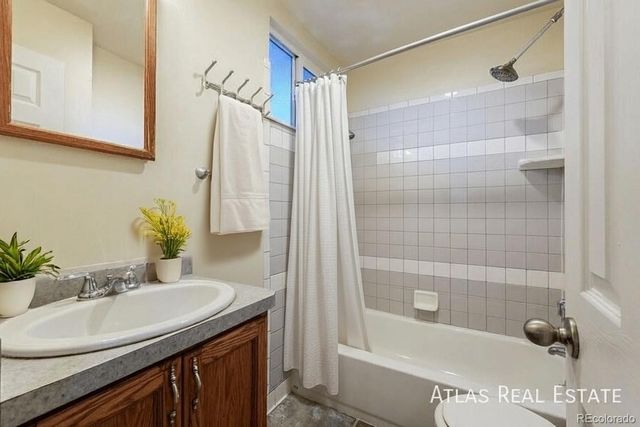 1914 E Monument Street, Colorado Springs, CO 80909