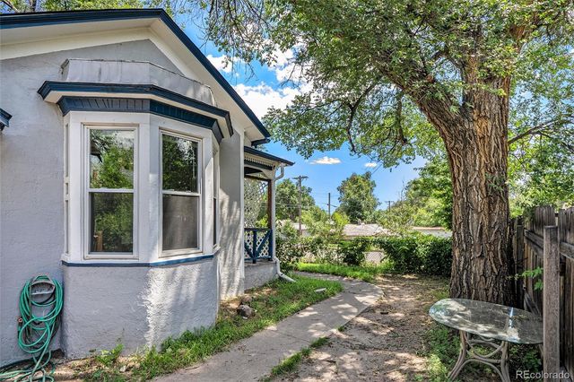 1914 E Monument Street, Colorado Springs, CO 80909