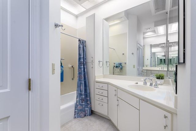 12434 W 85TH Terrace, Lenexa, KS 66215