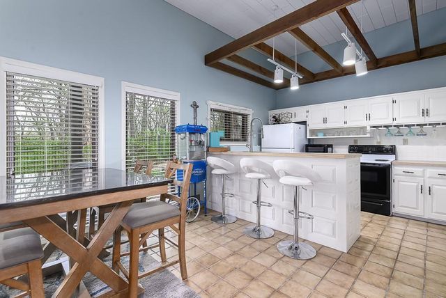 12434 W 85TH Terrace, Lenexa, KS 66215