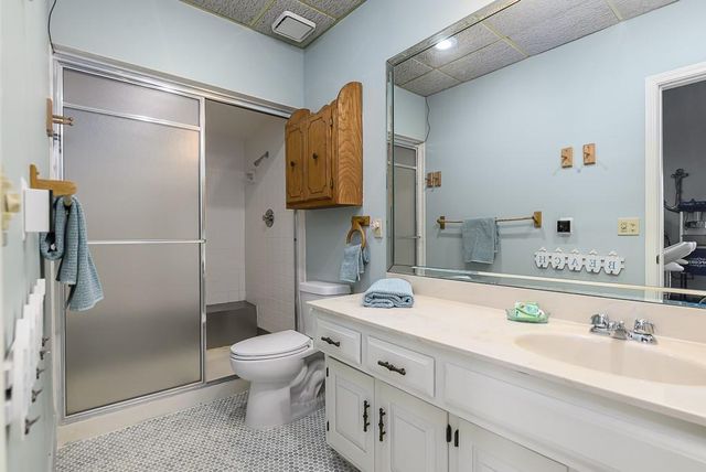 12434 W 85TH Terrace, Lenexa, KS 66215