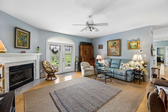 2914 Valley Creek Rd, Culleoka, TN 38451