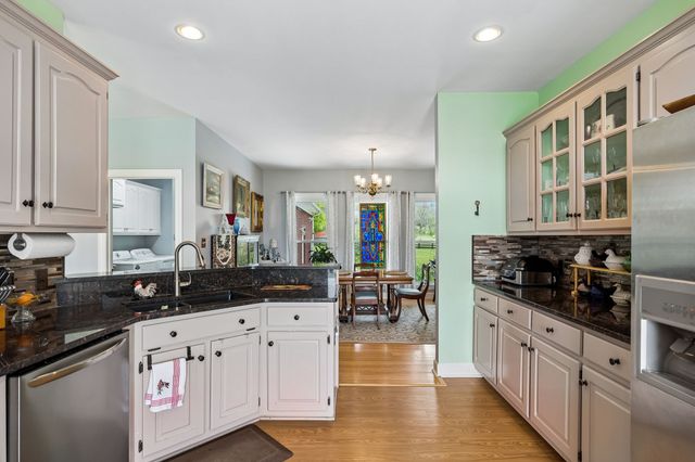 2914 Valley Creek Rd, Culleoka, TN 38451