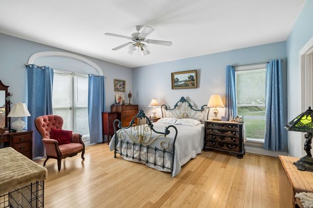 2914 Valley Creek Rd, Culleoka, TN 38451