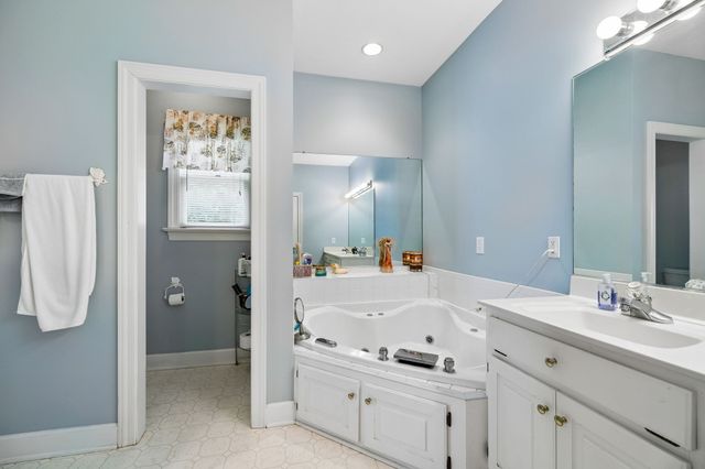 2914 Valley Creek Rd, Culleoka, TN 38451