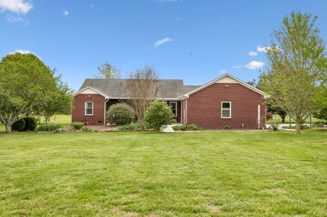 2914 Valley Creek Rd, Culleoka, TN 38451