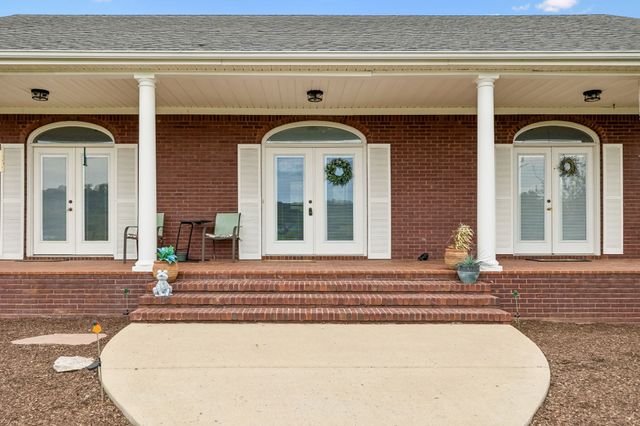 2914 Valley Creek Rd, Culleoka, TN 38451