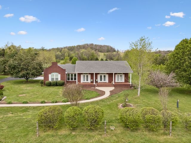 2914 Valley Creek Rd, Culleoka, TN 38451