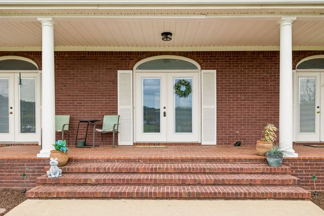 2914 Valley Creek Rd, Culleoka, TN 38451