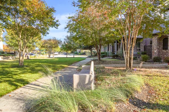 1229 Harris Hawk Way, Arlington, TX 76005