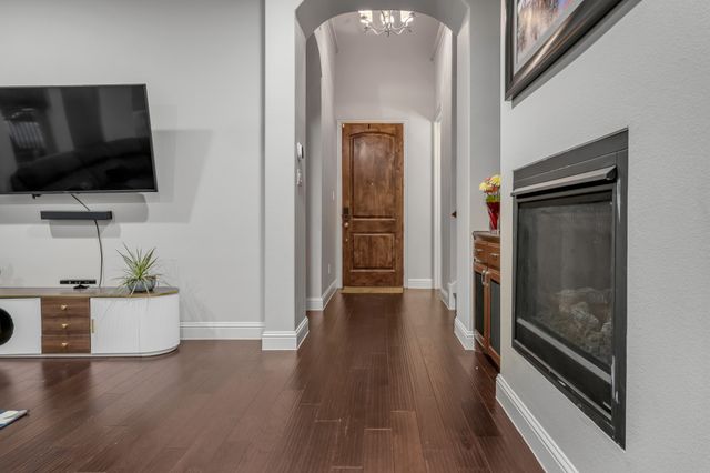 1229 Harris Hawk Way, Arlington, TX 76005