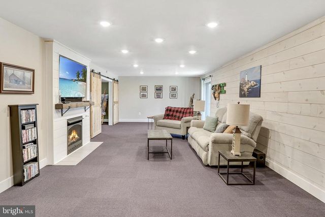 3619 TWIN LAKE BLVD, Locust Grove, VA 22508