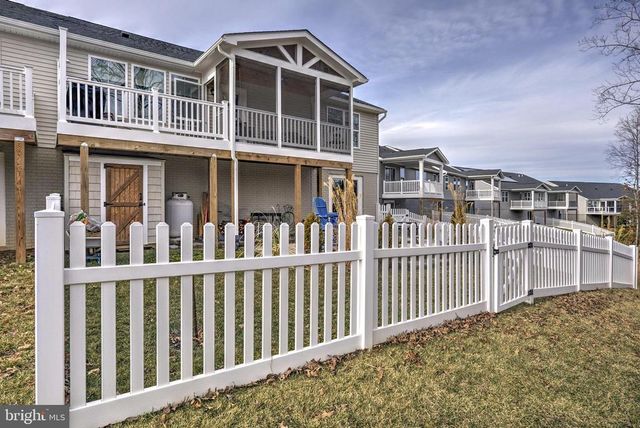 3619 TWIN LAKE BLVD, Locust Grove, VA 22508