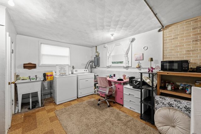 2343 46th Street Court, Rock Island, IL 61201
