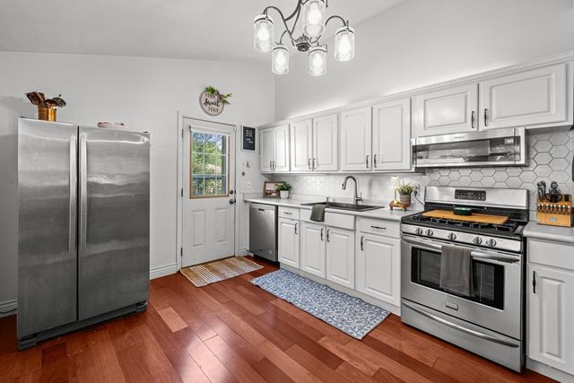2343 46th Street Court, Rock Island, IL 61201