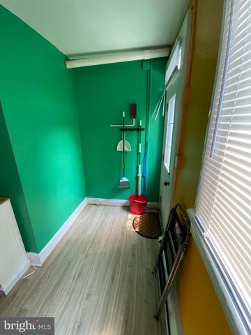 613 E 30TH ST E, Baltimore, MD 21218