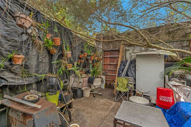 7740 NW 9th Ave, Miami, FL 33150