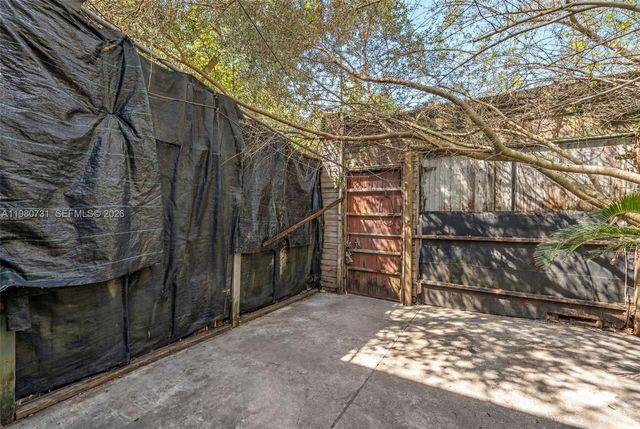 7740 NW 9th Ave, Miami, FL 33150