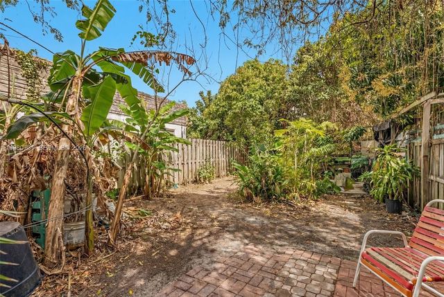 7740 NW 9th Ave, Miami, FL 33150