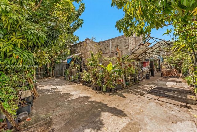 7740 NW 9th Ave, Miami, FL 33150