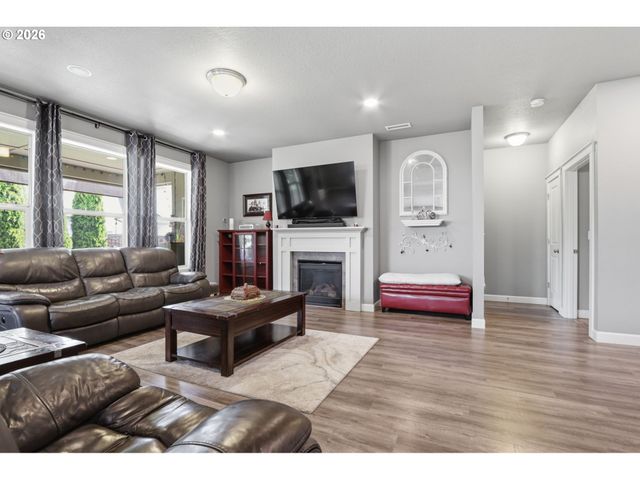9718 Ne 106TH St, Vancouver, WA 98662