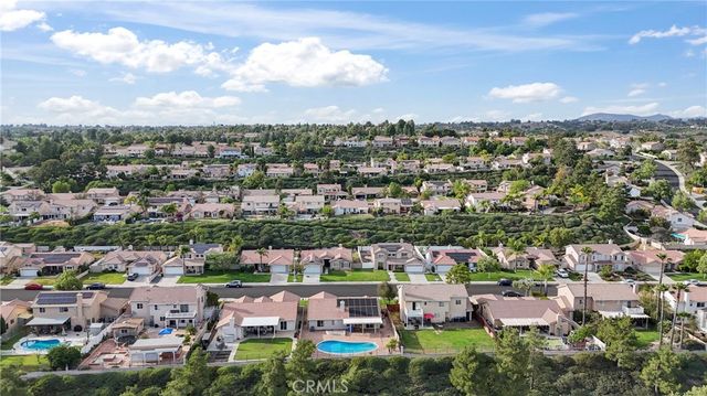 33281 Via Chapparo, Temecula, CA 92592