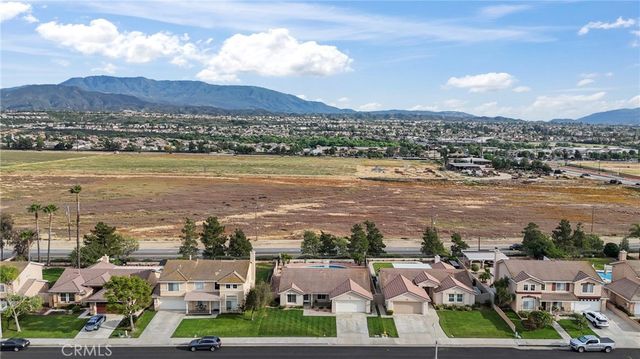 33281 Via Chapparo, Temecula, CA 92592