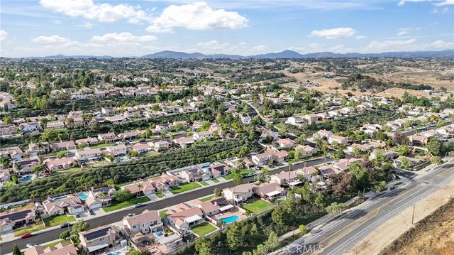 33281 Via Chapparo, Temecula, CA 92592