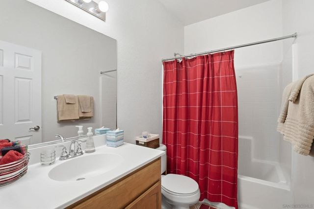 293 Reef Point Way Unit 5, Oceanside, CA 92058