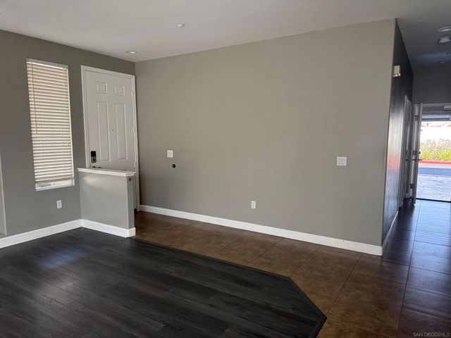 293 Reef Point Way Unit 5, Oceanside, CA 92058