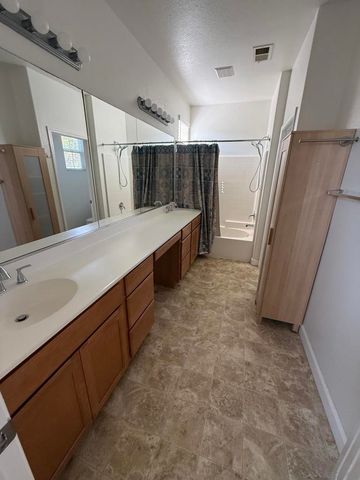 293 Reef Point Way Unit 5, Oceanside, CA 92058