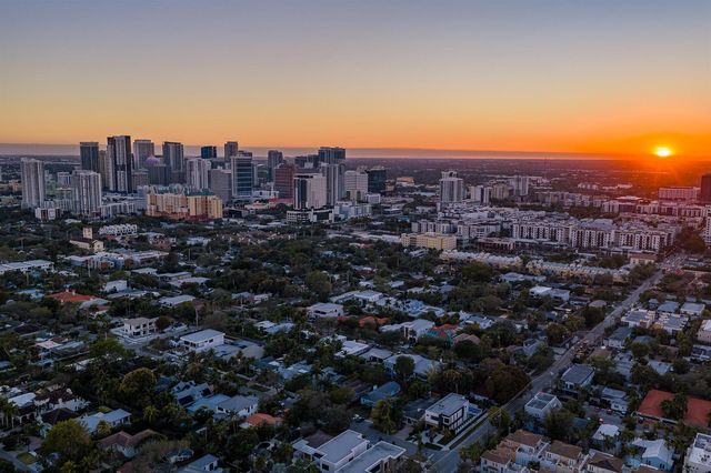 549 NE 10TH Avenue, Fort Lauderdale, FL 33301