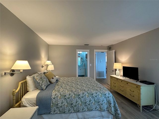 6500 FLOTILLA DRIVE 126, Holmes Beach, FL 34217