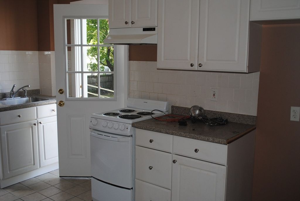 31 Walnut 2, Waltham, MA 02453