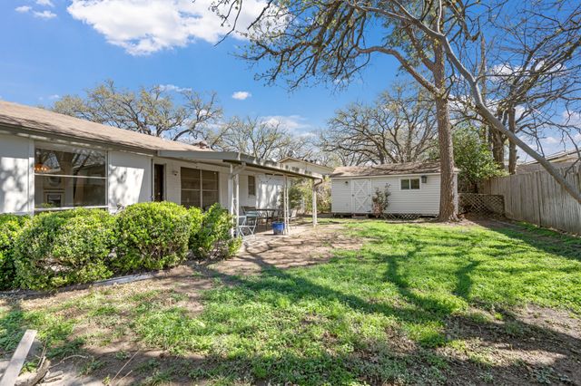 7212 Norma Street, Fort Worth, TX 76112