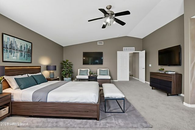 3482 W SUNSHINE BUTTE Drive, San Tan Valley, AZ 85144