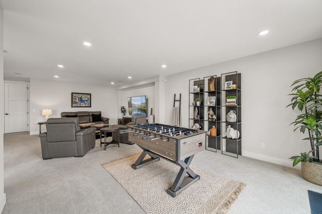 202 176th Lane NE, Ham Lake, MN 55304