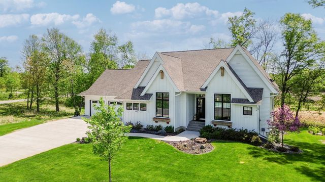 202 176th Lane NE, Ham Lake, MN 55304